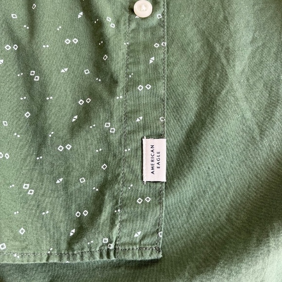 American Eagle Men Sz L Button Up Shirt Green Geometric Long Sleeve Standard Fit - Picture 8 of 10